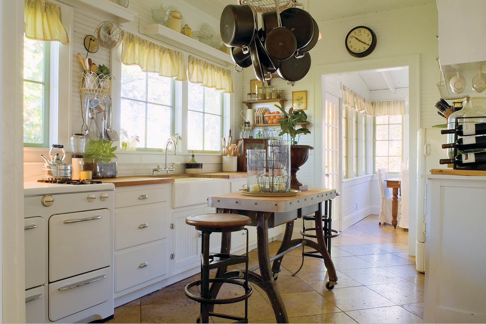 Small Beautiful Bungalow House Design Ideas Kitchen Design For - Reverasite